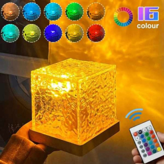 Pestrofarebná nočná lampa